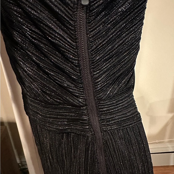REVOLVE- SAYLOR- Alora Plisse One Shoulder MIDI Dress Black Metallic Size Medium - Picture 6 of 7